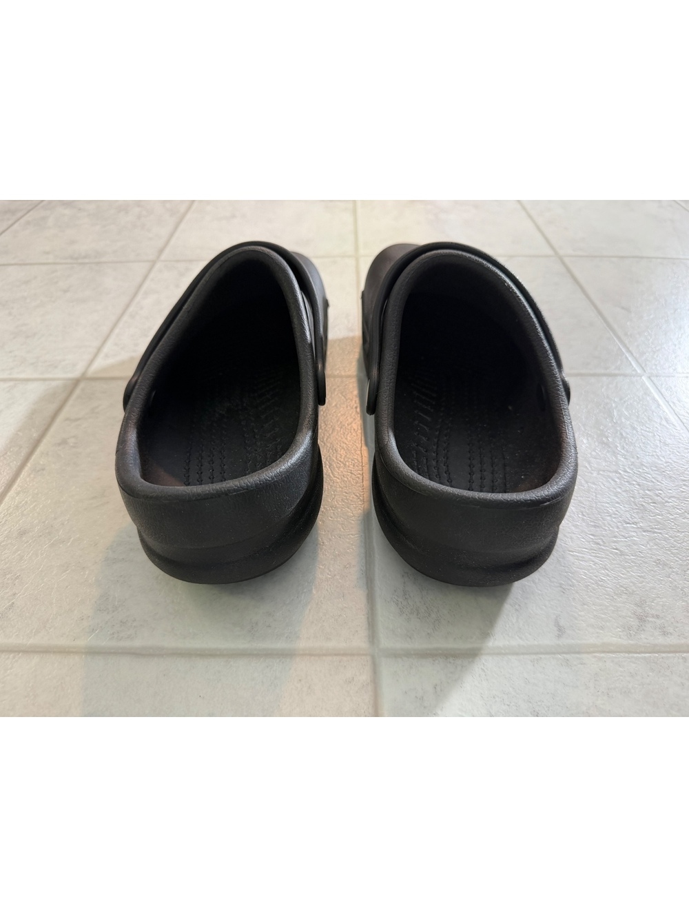 Crocs Classic Black Clogs - Picture 3 of 4